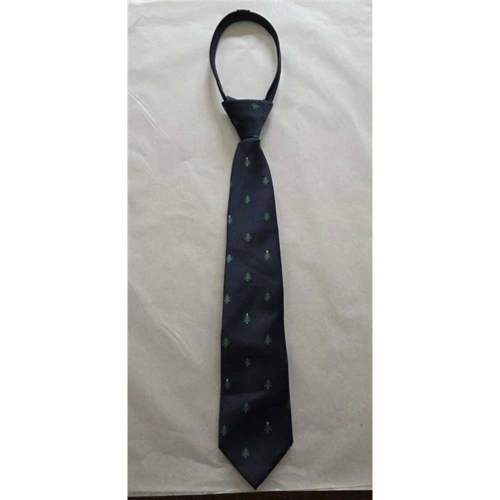 NWOT Crown & Ivy Boy's Pre-Tied Tie Blue Gree Trees Adjustable Classic 125826